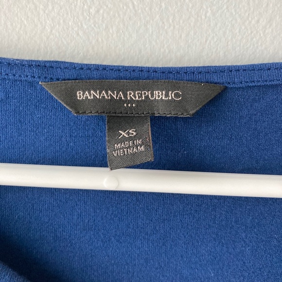 XS Banana Republic Twist Shirt - Picture 3 of 3
